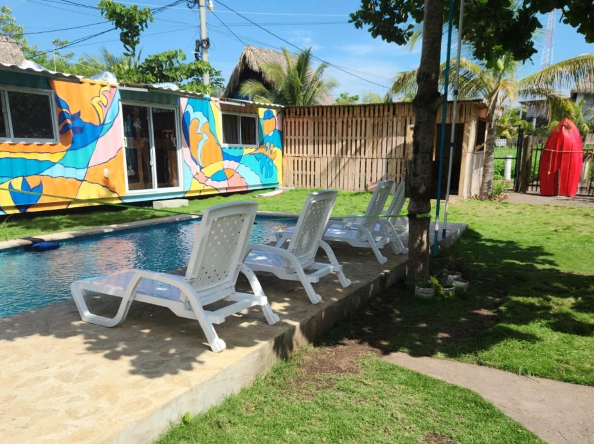 Green Belly Surf Hostel El Paredón Buena Vista Buitenkant foto