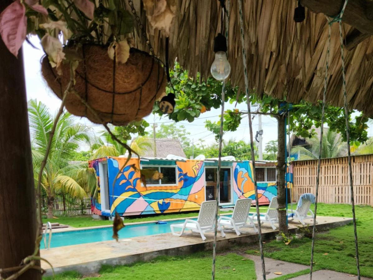 Green Belly Surf Hostel El Paredón Buena Vista Buitenkant foto